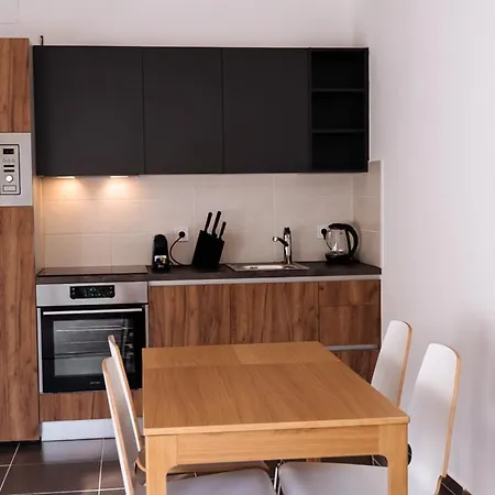 Appartement B 202, In The Heart Of The Jewish Quarter *